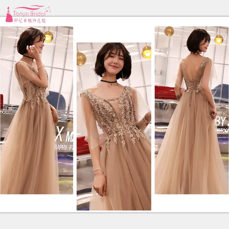 

TANYA Appliques Prom Dresses 2019 V neck Champagne Sleeveless Evening Gown A-line Lace Up Backless For Women Party Dress JQ427