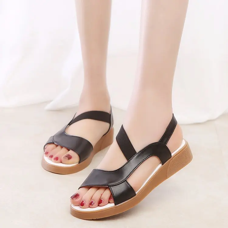 

2019 summer new style simple and simple solid color sandals women comfortable soft wild non-slip sandals