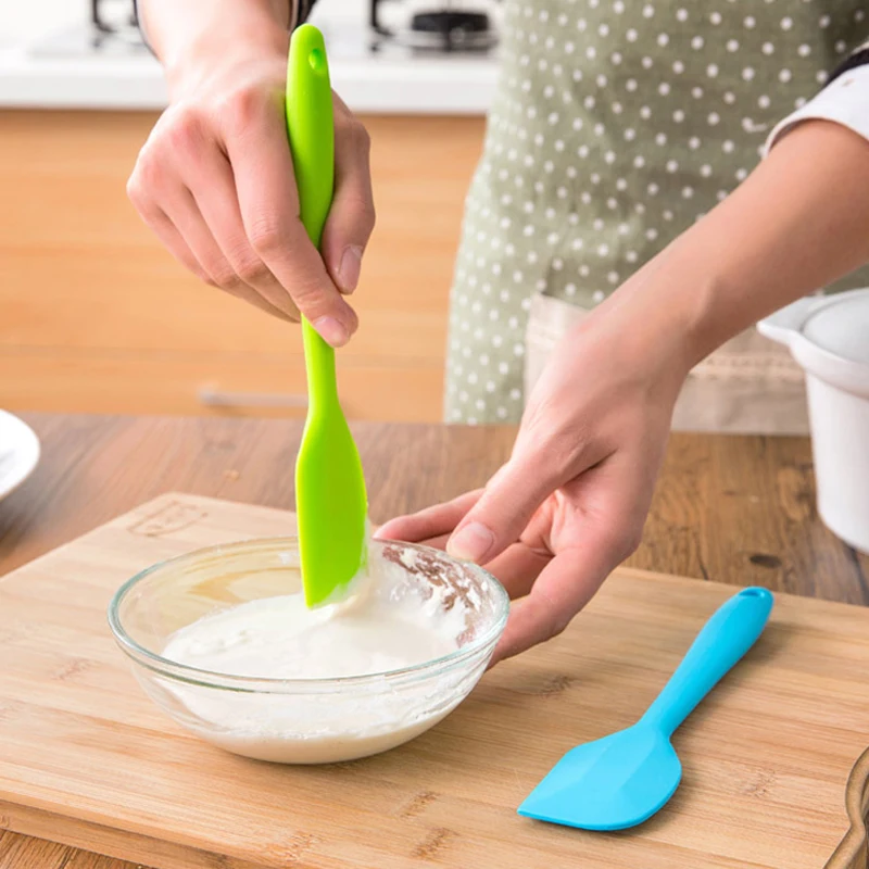Colorful Kitchen Silicone Spatula Rubber Baking Scraper Mixer Non-Stick Pastry Cake Scraper 2 Sizes Cooking Kitchen Tools (11)