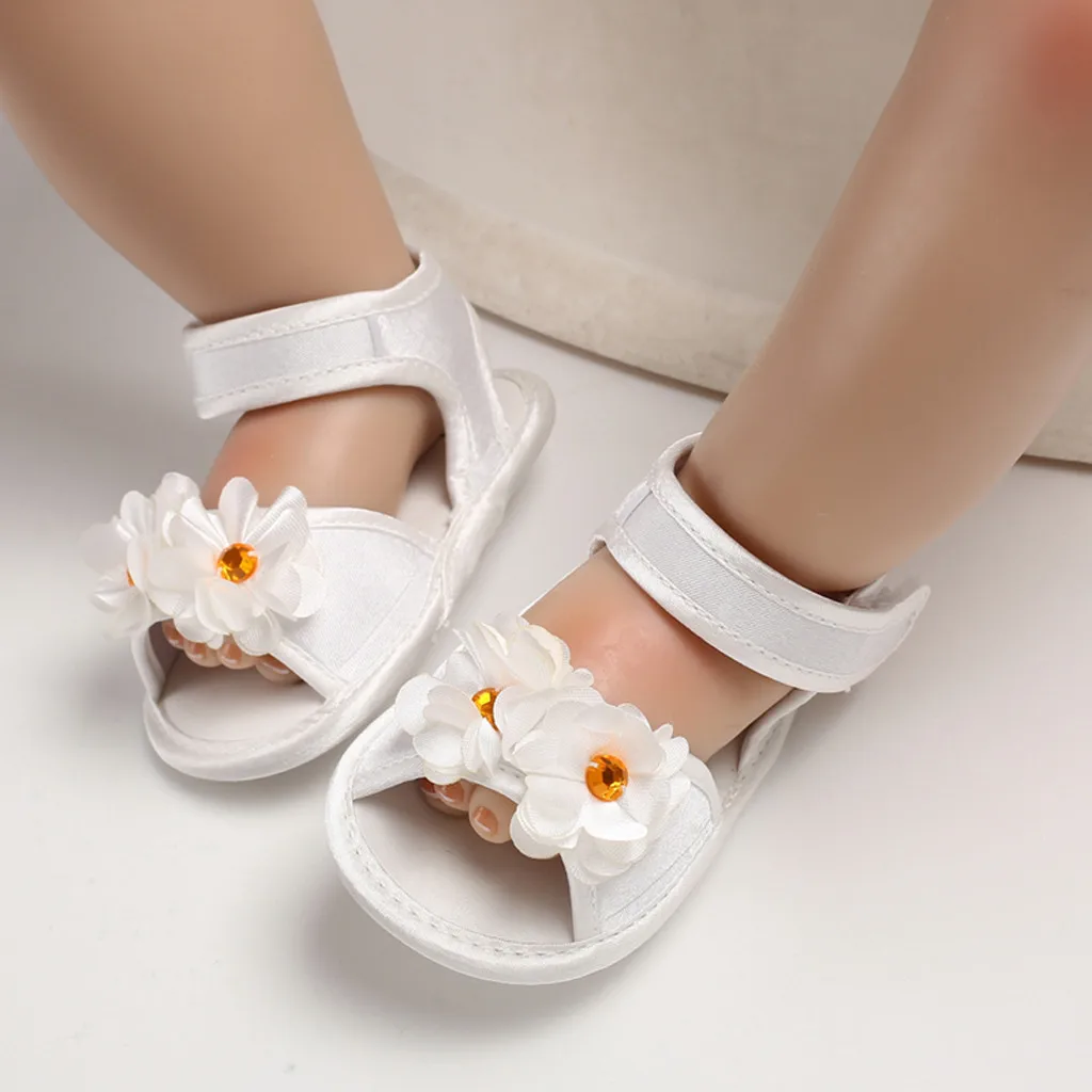 Сандалии с цветочной аппликацией на мягкой подошве для маленьких девочек; тонкие туфли; Sandalia; детские ботинки; Ete Fille; сандалии для девочек