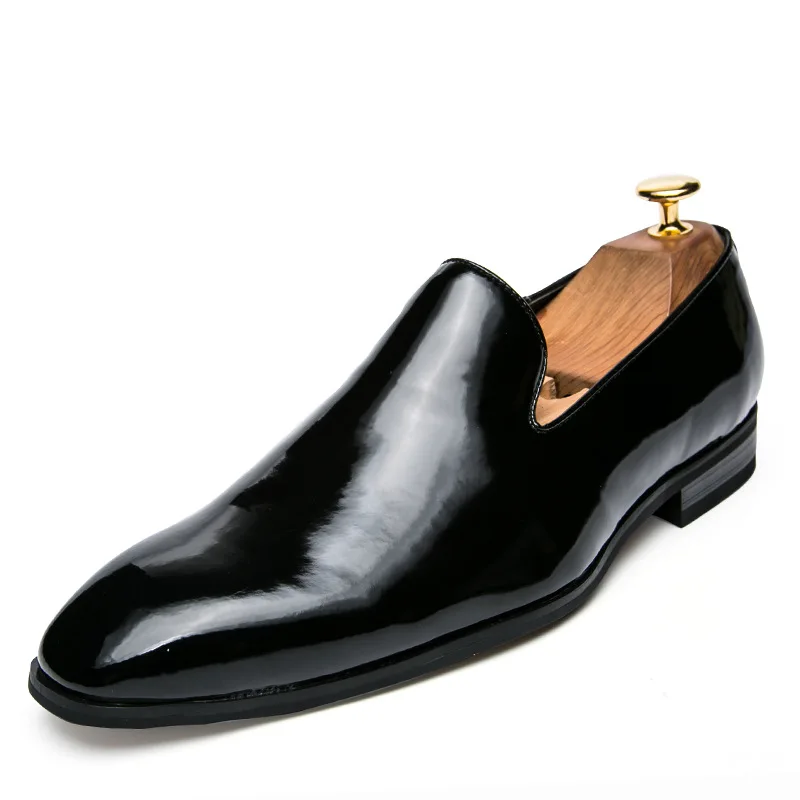 

Black Gold Patent Leather Shoes New 2019 Spring Vintage Oxfords Men's Flats Breathable Dress Suit Wedding Shoes For Party Rock