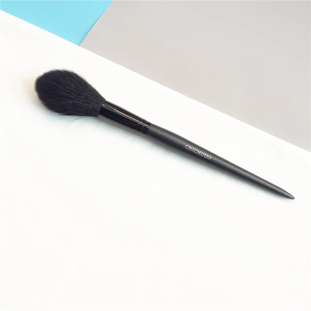 CHICHODO Pro Large Blending Brush _ 1