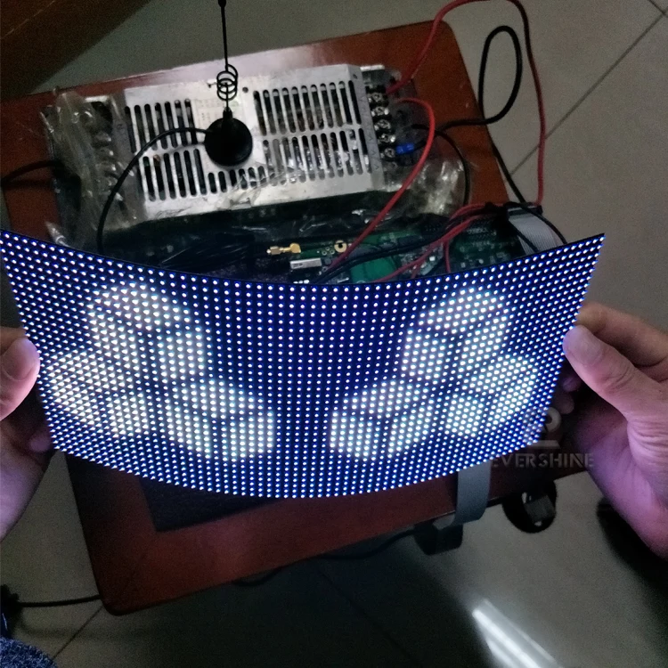 US $13.02 Evercollectvision HD SMD2121 256x128mm 64x32 Dots Soft Indoor P4 Flexible Full Color LED Module Use For Around LED Screen
