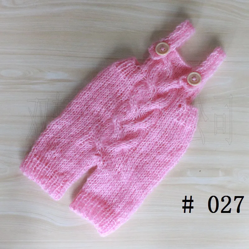 027