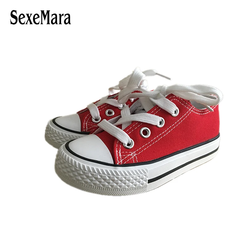 Image Unisex 2017 New Student Shoes Anti Slippery Flats Shoes Black Red White Children Sneakers Toddlers Boys Canvas Shoes Girl A02121