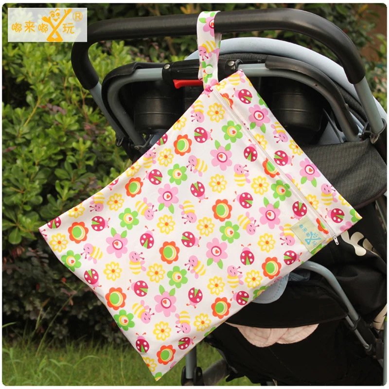 Diaper Bag Wet Wipes Bag 38x28cm Waterproof Baby Diaper Bags Wet Bag Reusable Washable Cloth Diaper Storage Tote Waterproof Swim Nappy