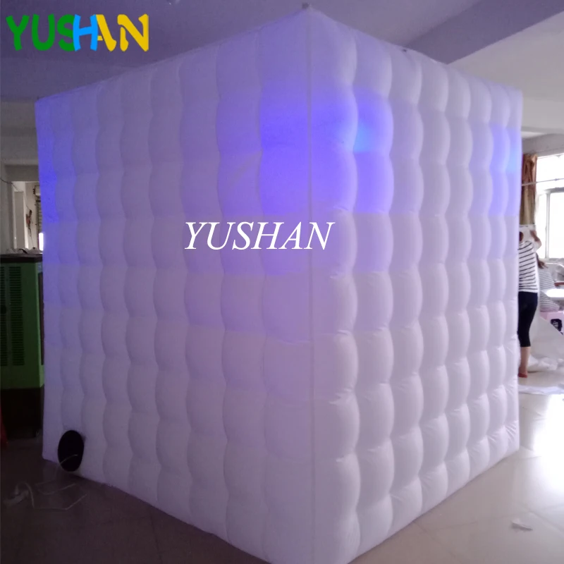 2.25 white Photo booth 04
