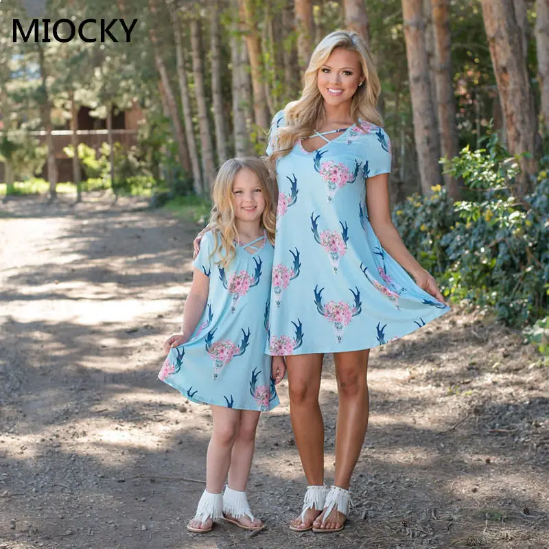 NASHAKAITE-Mommy-and-me-Clothes-Summer-Cartoon-Deer-Print-Back-Criss-Cross-Mini-Dress-Mom-Daughter (1)