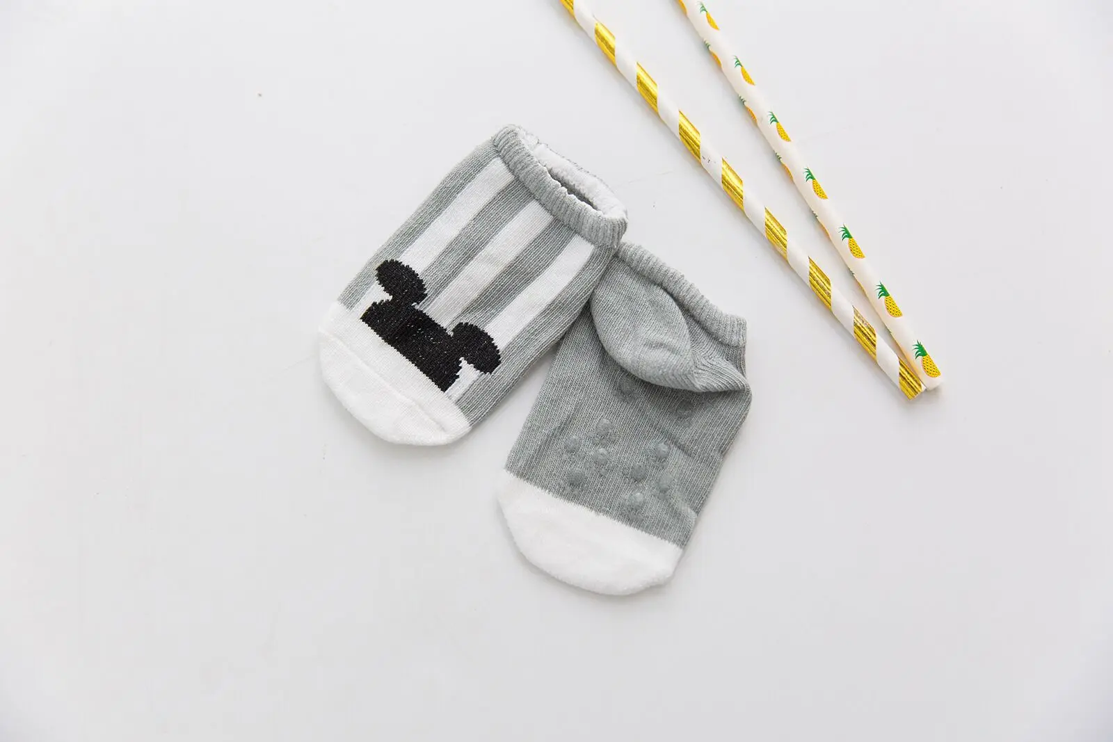 Новое поступление, носки для новорожденных, детские носки из хлопка с рисунком, Нескользящие хлопковые носки для младенца - Цвет: Зеленый