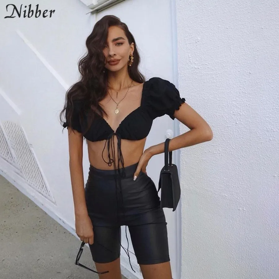 Nibber أسود مثير الخامس الرقبة المحاصيل قمم تيشيرت صيفي إمرأة 2019 الأزياء الشارع عارضة تيز كشكش تمتد ضئيلة الناعمة القمصان موهير