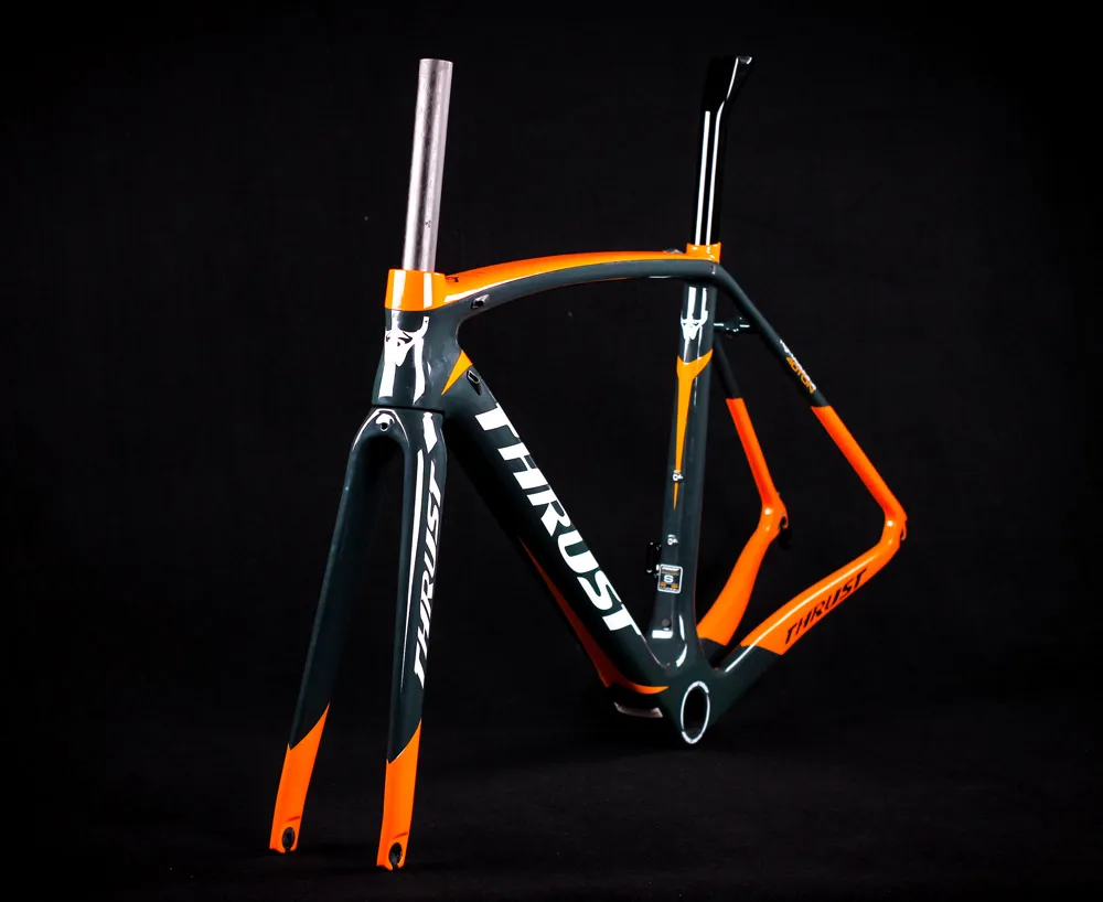 Best Customized design carbon bicycle frames new full carbon fiber road bikes frame thrust frame t1000 carbon bsa bike 4