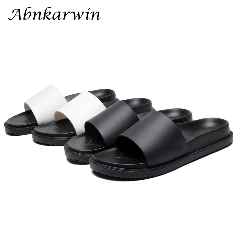 

2019 summer men slippers solid outdoor beach sandals male flat black white slides slippers soft sole bathroom skidproof shoes