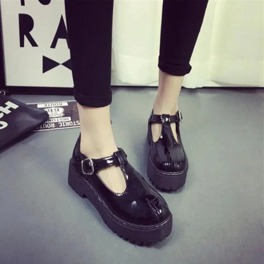 

Bright Leather New England Style with Buckle Girl's Shoes Height Increasing Low Heel Retro Round Head Black Student Shoes Tide