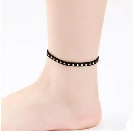 

New listing rivet female anklet Korean version of the simple personality punk fashion vintage couple female jewelry