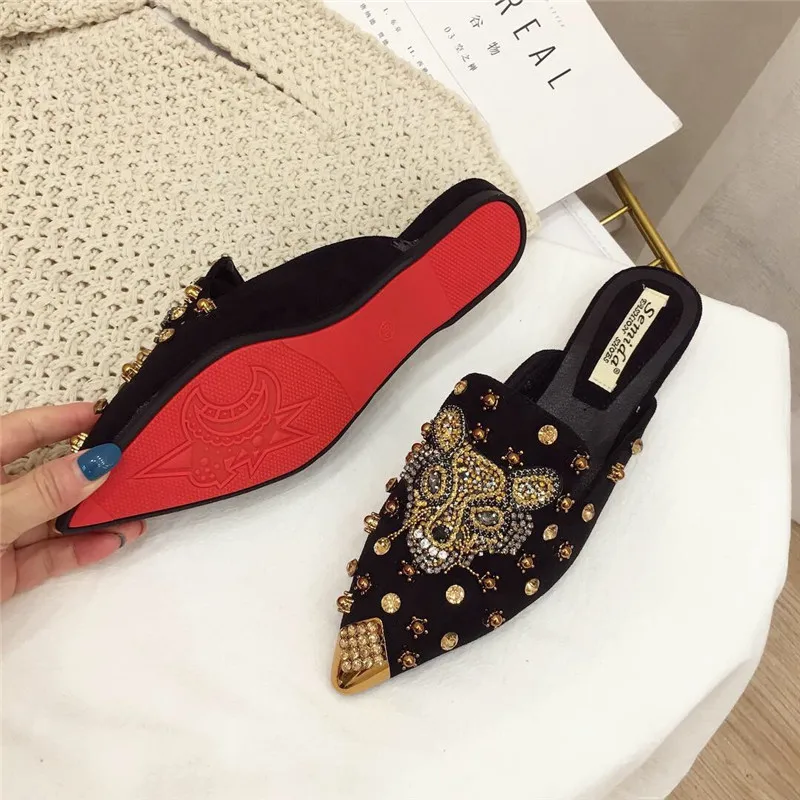 

Brand designer Spring rivet crystal Velvet Flats Mules Lady Slippers Slip On Pointed Toe Women Mules Slipper Shoes Woman Slides