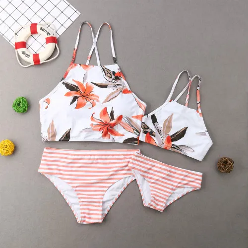 

Family Matching Swimwear Parent-child Mother Girls Summer Beach Swimming Costume Floral Print Two-piece Swimsuit Sexy Bikini