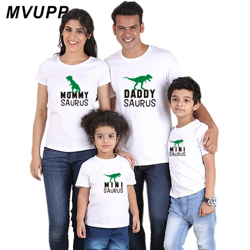 

daddy mommy mini saurus happy for family mother daughter t shirt father son matching clothes outfits fashion look and me dress