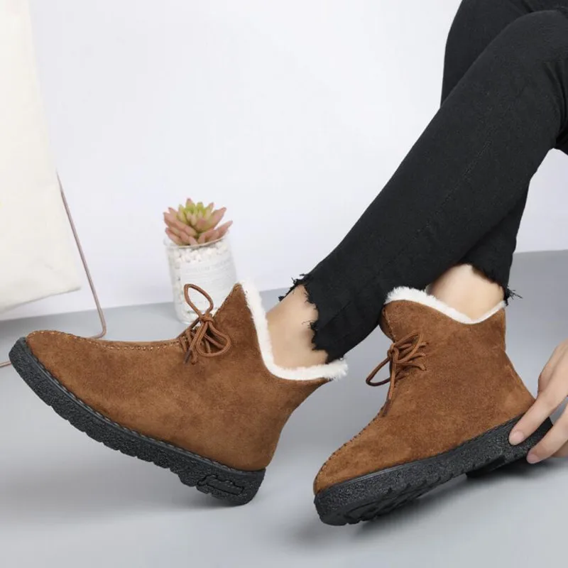 

Women's Boots 2019Winter Snow Boots Plus Velvet Cotton Shoes Boots Women's Shoes flat With Students Short Tube With Martin Boots