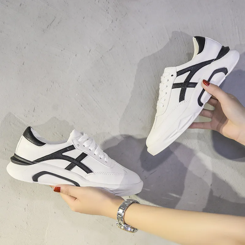 

2019 spring new fashion simple solid color flat shoes women comfortable wild thick soles casual shoes