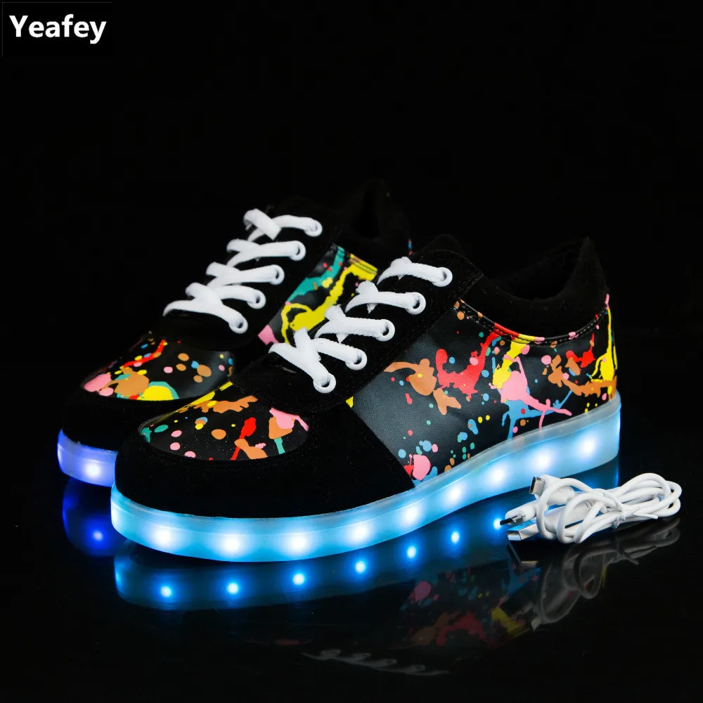 

Yeafey Luminous Sneakers Krasovki Children Led Luminous Girls Shoes for Kids Glowing USB Light Up Womens Mens Fashion Sneakers