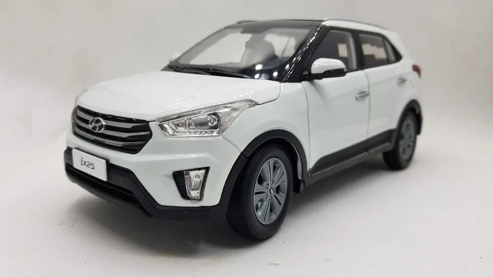 1:18 Модель литья под давлением для Hyundai IX25 2016 Белый внедорожник игрушечный