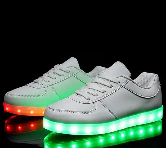 Светящаяся обувь с подсветкой для мальчиков и девочек; модная повседневная детская обувь с подсветкой; 7 цветов; Новинка; обувь для улицы с имитацией подошв; детские кроссовки