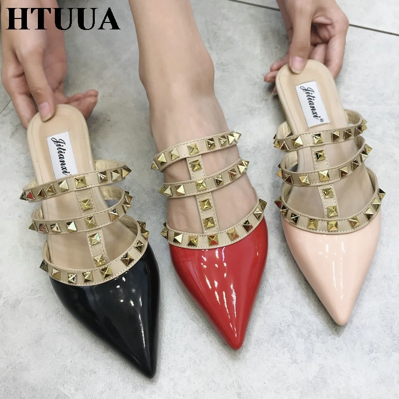 

HTUUA New 2019 Summer Mules Flat Slippers Women Brand Designers Rivet T-strap Slides Slip On Loafers Shoes Woman Sandals SX2596