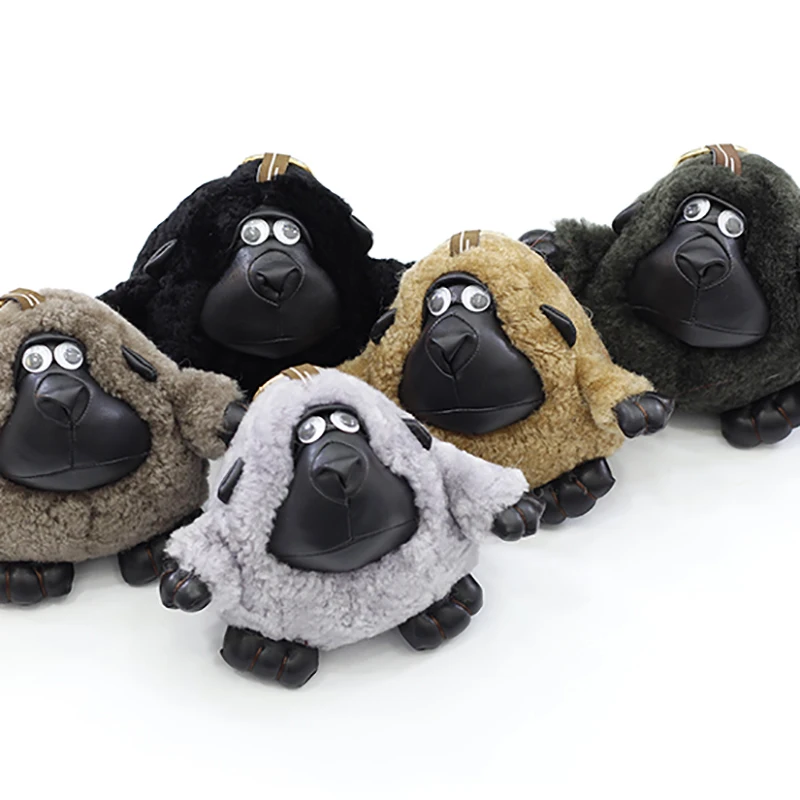 

New Gorilla fur pendant keychain, wool big chimpanzee car bag pendant, diamond plush toy