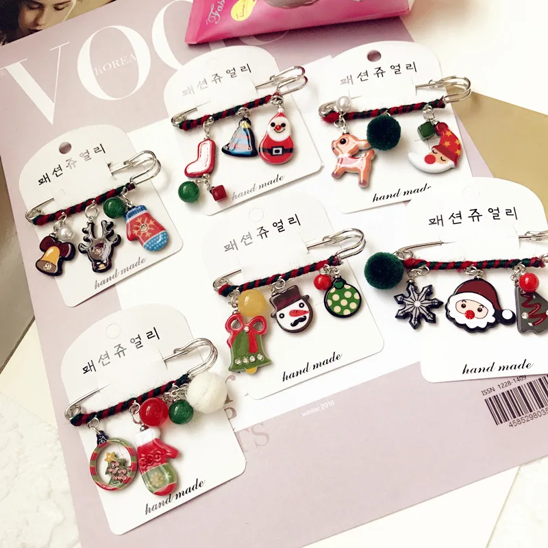 

High Quality Korea Acrylic Snowman Elk Bell Gloves Badge Brooches Pins Fashion Jewelry For Girl Woman Accessories-SWGWBH039F