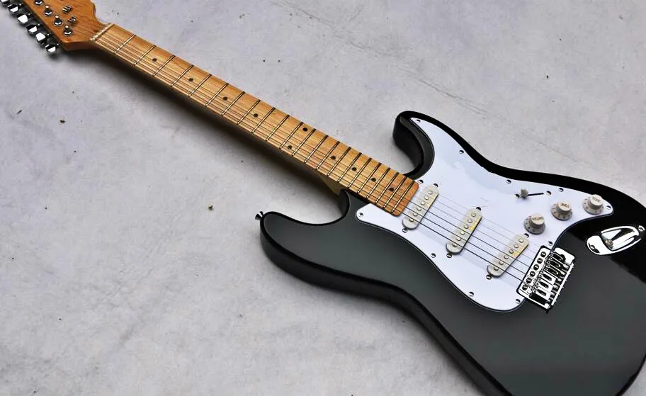 

High quality cheaper FDST-1025 black color white plate light yellow head Stratocaster electric guitar, Free shipping