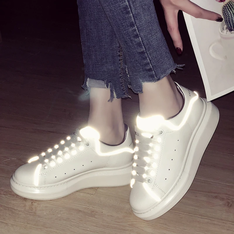 

White Women Platform Casual Shoes Fashion Reflective Strip Ladies Shoes Comfortable Flats New Spring Women Sneakers 192w