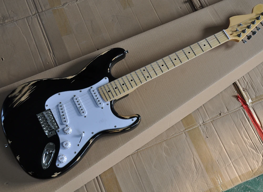 

Black Vintage Style Electric Guitar with SSS Pickups,Yellow Maple Neck,Chrome Hardwares,offering customized services