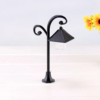 

Plant Accessories Craft Handmade Decoration Figurines Miniature Streetlight Moss Succulents Micro Landscape Garden Ornament Mini