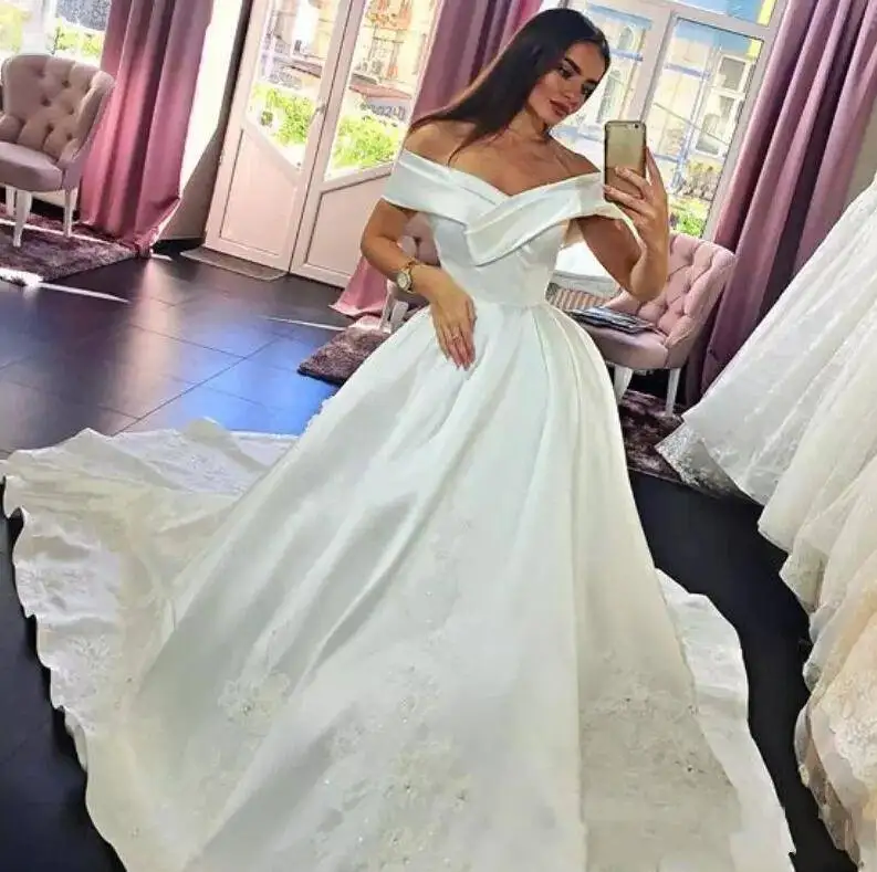 ZH3684G-Simple-Satin-A-Line-Wedding-Dresses (1)