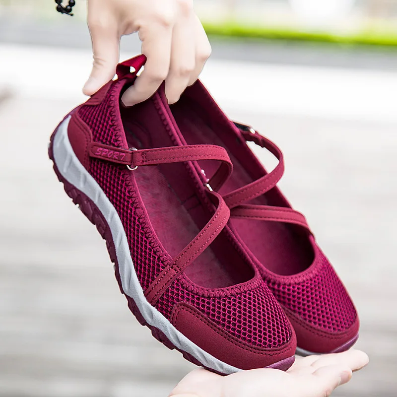 

women's breathable mother shoes air mesh sneakers women spring summer slip on platform knitting flats soft walking shoes woman