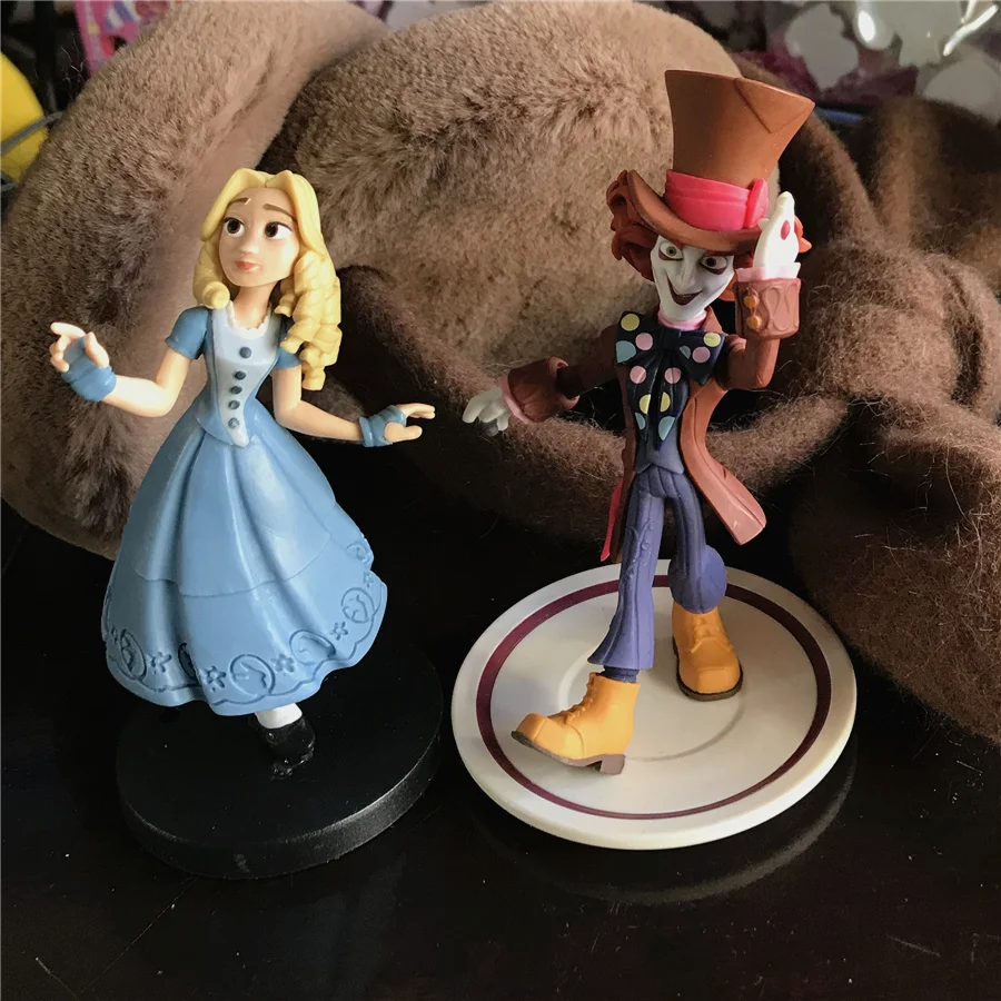 

high quality 9cm Alice In Wonderland Action Figures Alice Doll Collection Figure Toy