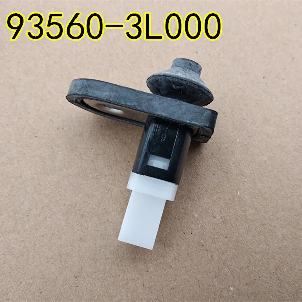 

For HYUNDAI IX20 IX35 I45 K5 OPTIMA 2011 SOLARIS SONATA VELOSTER for KIA Sportage Door Ajar Switch SWITCH ASSY DOOR 935603L000