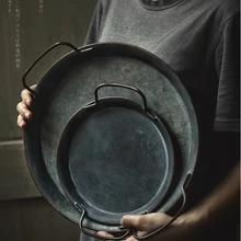 Plateau de rangement en métal rétro européen, ustensile rond forgé à la main, avec poignées, utilisé pour le stockage de millésimes et la décoration de la maison, restaurant de jardin