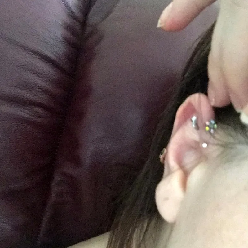 UT8iv76XwlaXXagOFbXR