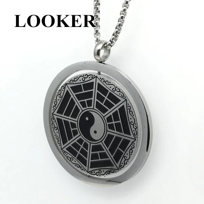

LOOKER Wholesale The Eight Diagrams 49mm Round Yin and Yang Taiji Aromatherapy Essential Oil Diffuser Rotatable Pendant Necklace