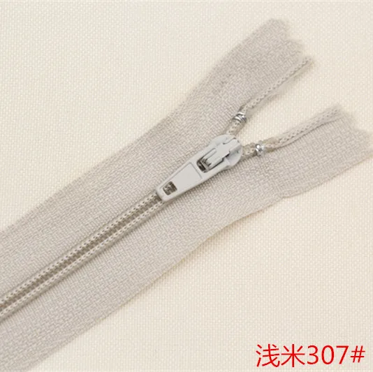 Versatile Nylon Coil Zipper Set for Tailoring & DIY Sewing Projects (5 Pieces)