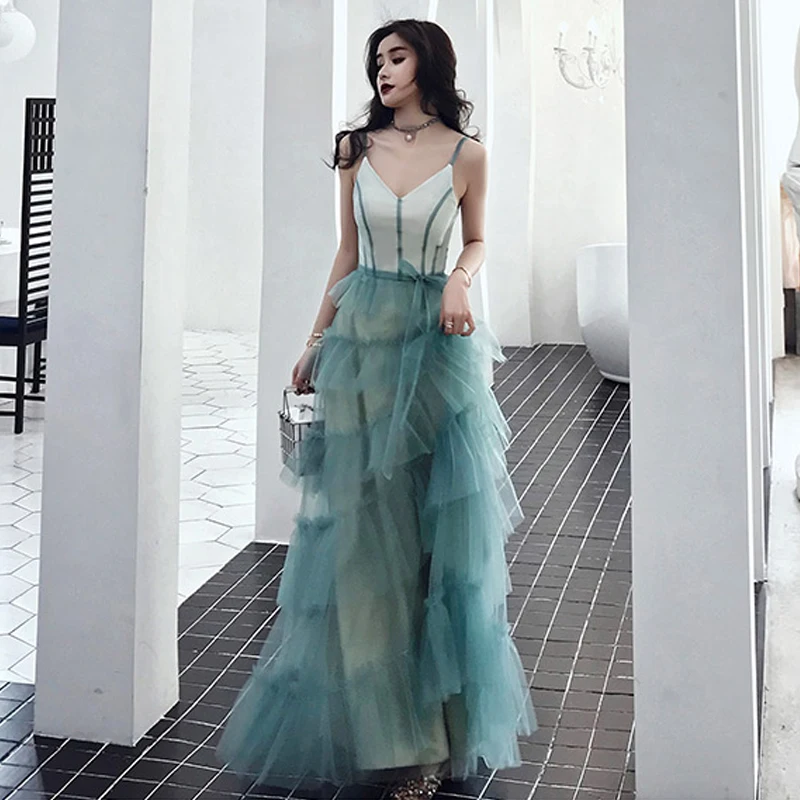

Prom Dress Sexy Sling V-neck Vestidos De Gala Tiered Women Party Night Dresses 2019 Plus Size Sleeveless Elegant Prom Gowns E682
