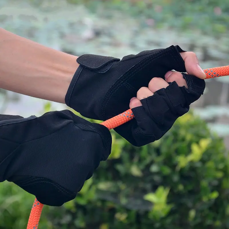 Good Quality Half Finger Slip Gloves Outdoor Climbing Rope Rock