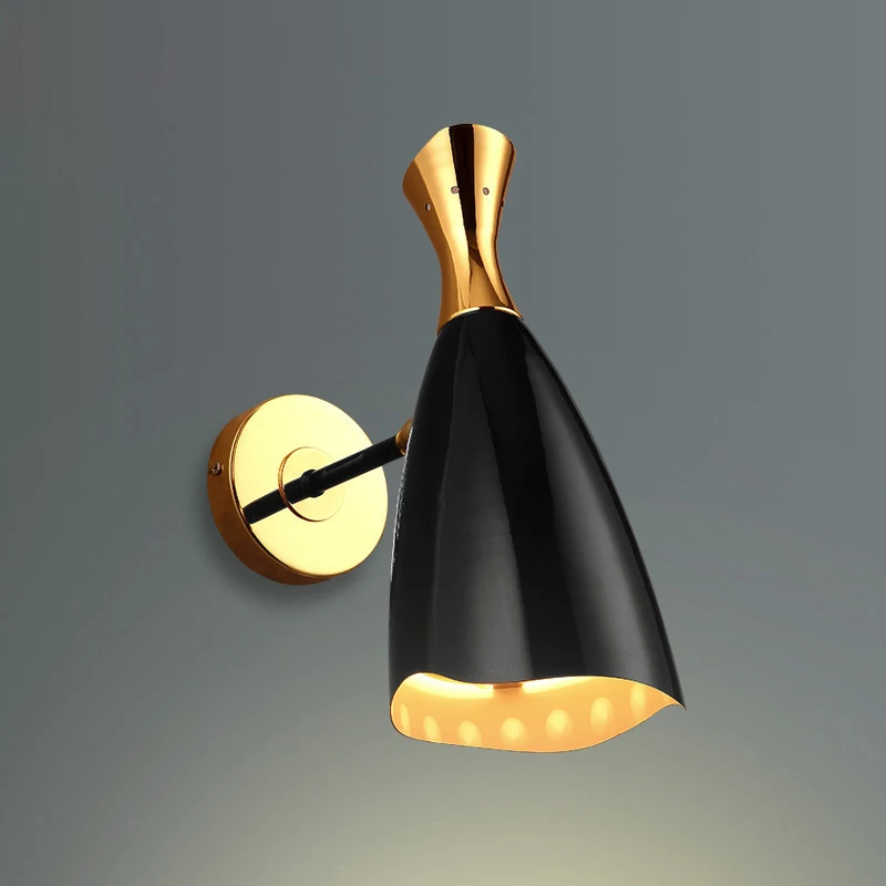 

Postmodern minimalist art wall lamp Nordic creative bar bedroom hallway entrance lamp personality design club wall lamp