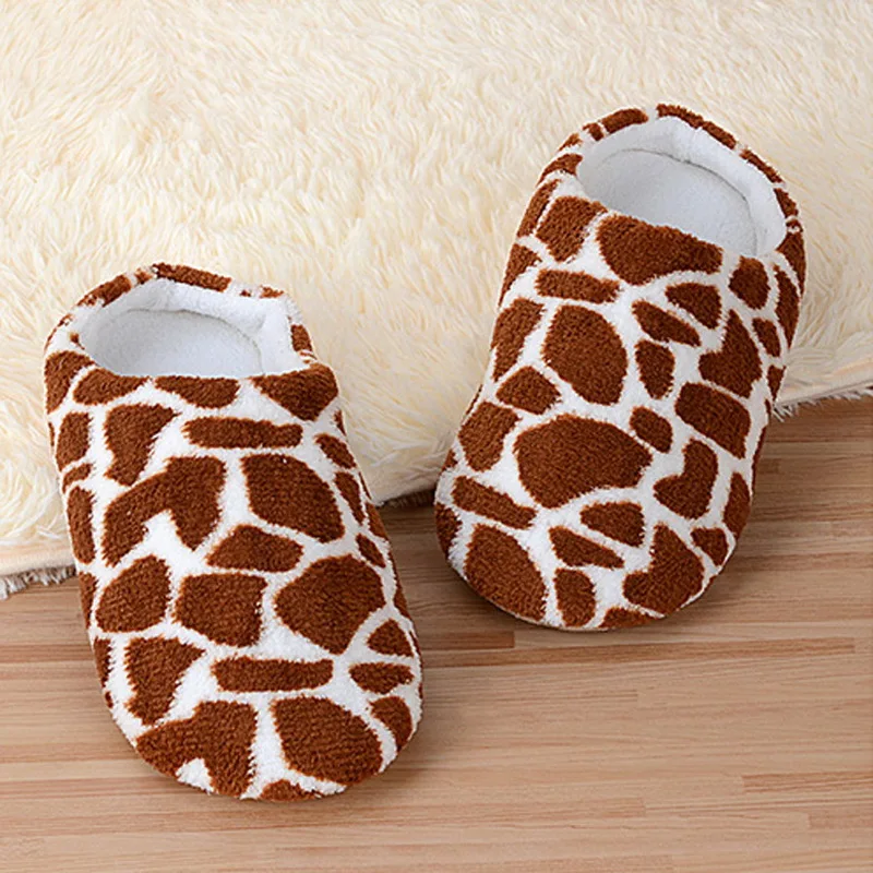 

Oeak Winter Indoor Slippers Flat Furry Home Cartoon Women Slippers Non-slip Fluffy Plush Slippers zapatillas mujer