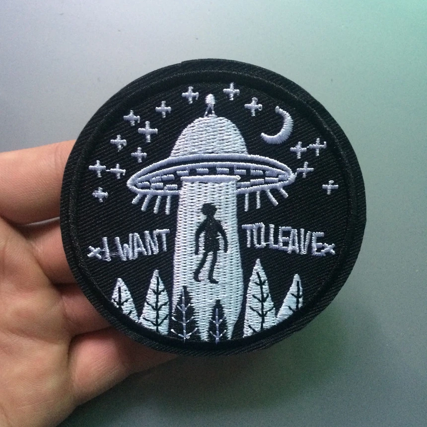 

UFO Alien Flying Saucer Embroidery Sew Iron On Patch Badge Bag Hat Applique DIY
