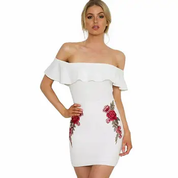 

Vogue Dress Lady Black Sexy Shoulder Shoulder Embroidery Party Dress Rose Decals Wrinkle Elegant Bodycon Dress G62
