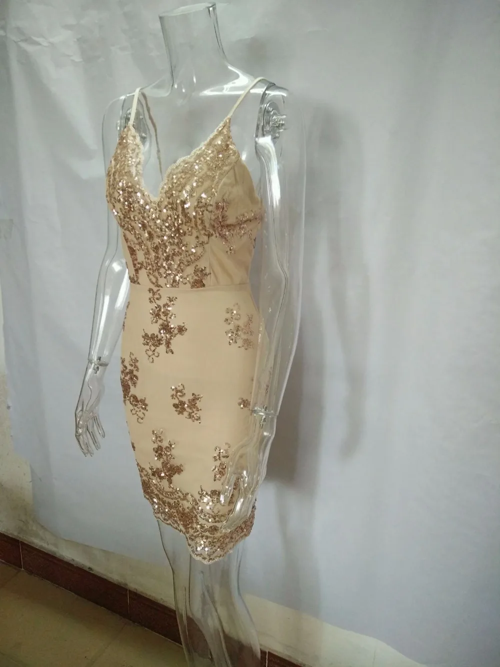 6889494430_2106286826