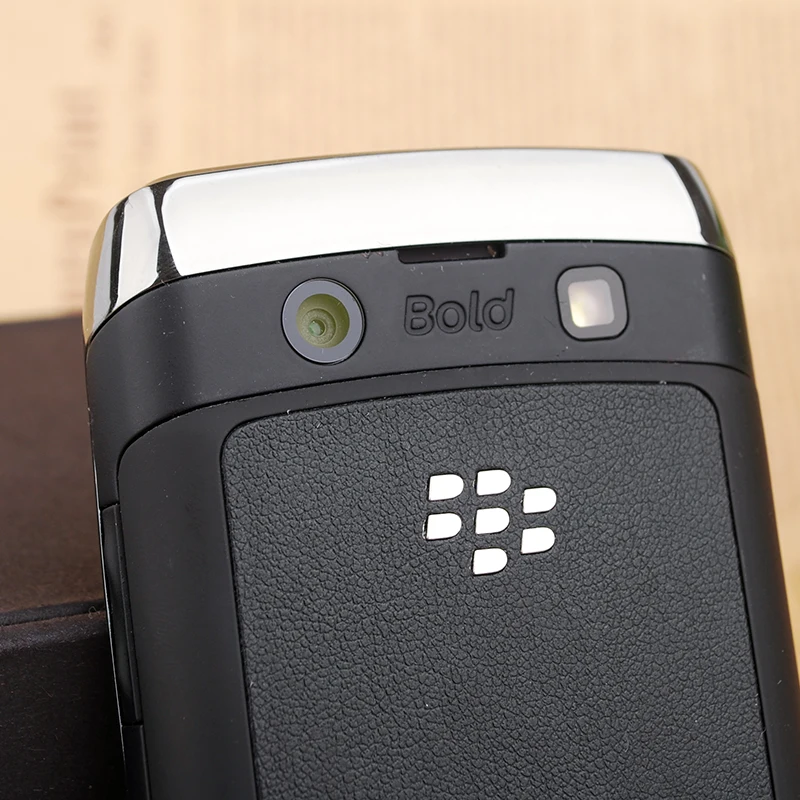 Оригинальный разблокированный Blackberry 9700 телефон смартфон 3g wifi Bluetooth gps мобильный