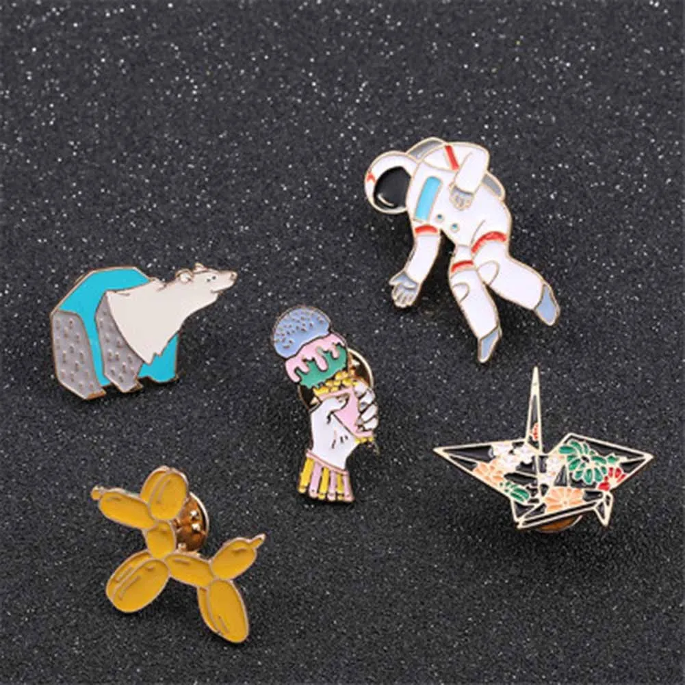 

fashion women New Jewelry Thousands of paper cranes Polar bear balloon dog brooch Wholesale brooches Collare